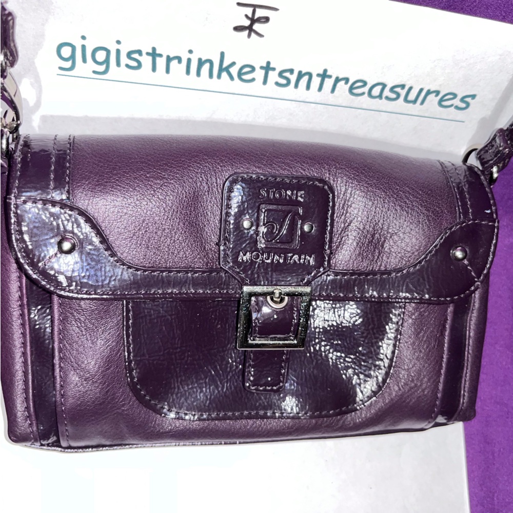 Stone Mountain cross body purse. Plum purple. Small size